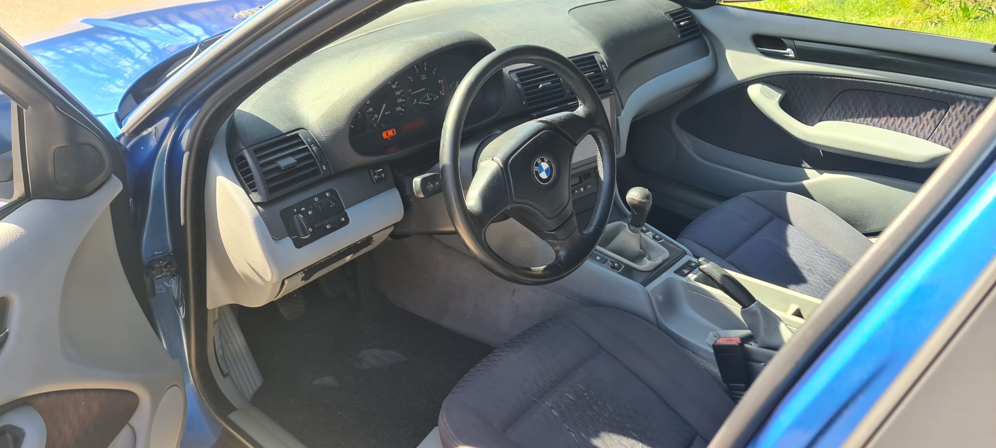 BMW 318i