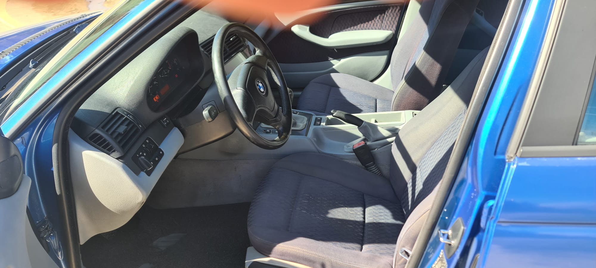BMW 318i