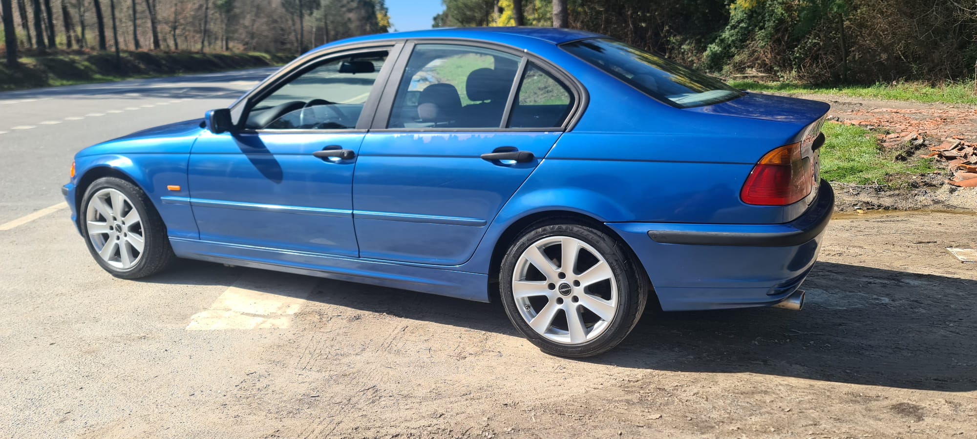 BMW 318i